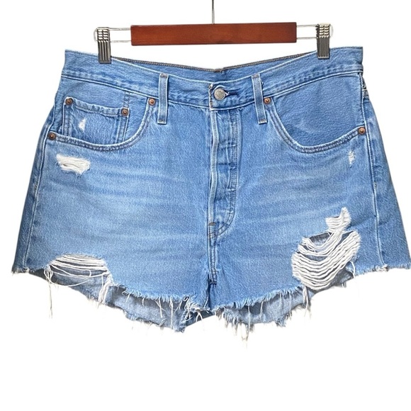 Levi’s 501 High Rise Jean Shorts 32 Light Wash Raw Hem Distressed Button Fly - Picture 5 of 8